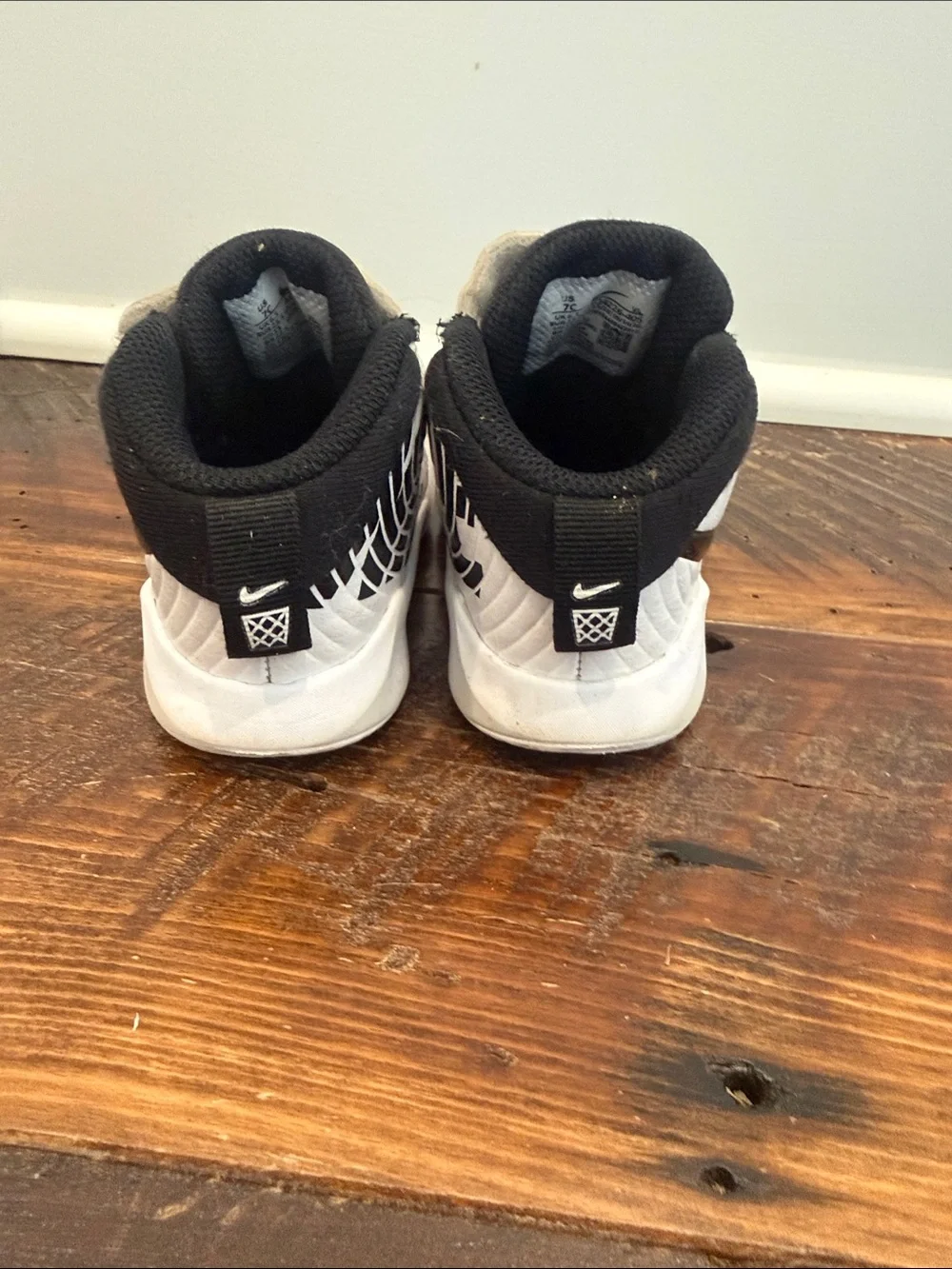 Nike kids basketball